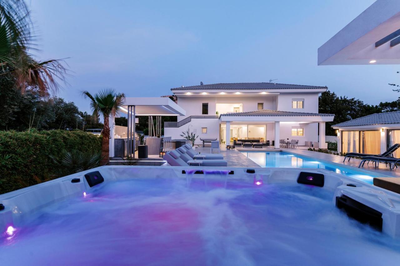 Pefki  M Mansion 빌라 외부 사진